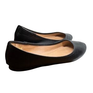 Universal Thread Black Ballerina Flats | Size 9 | Classic & Versatile